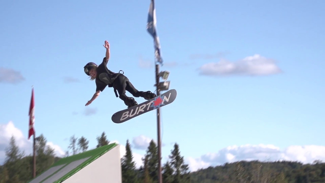 Eli Bouchard: Summer training on Airbag Landing