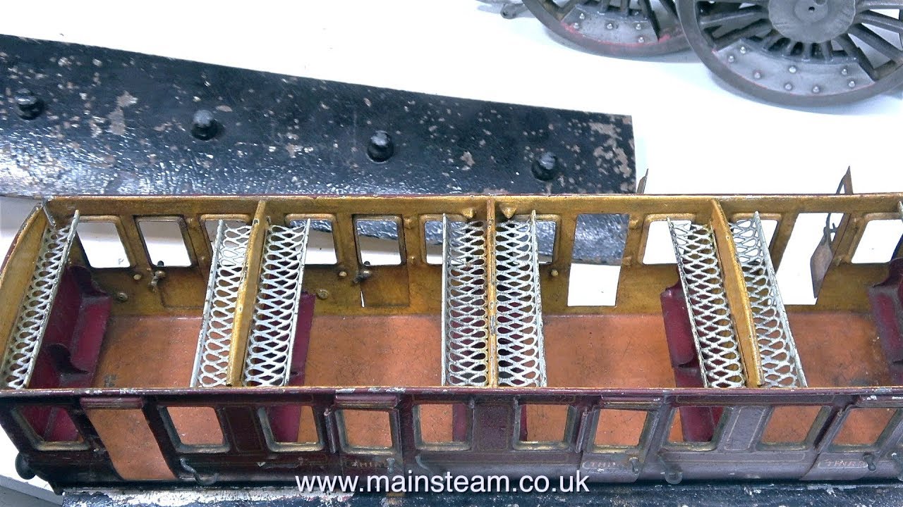 RESTORING A VINTAGE BING CLOCKWORK TRAIN - PART #9
