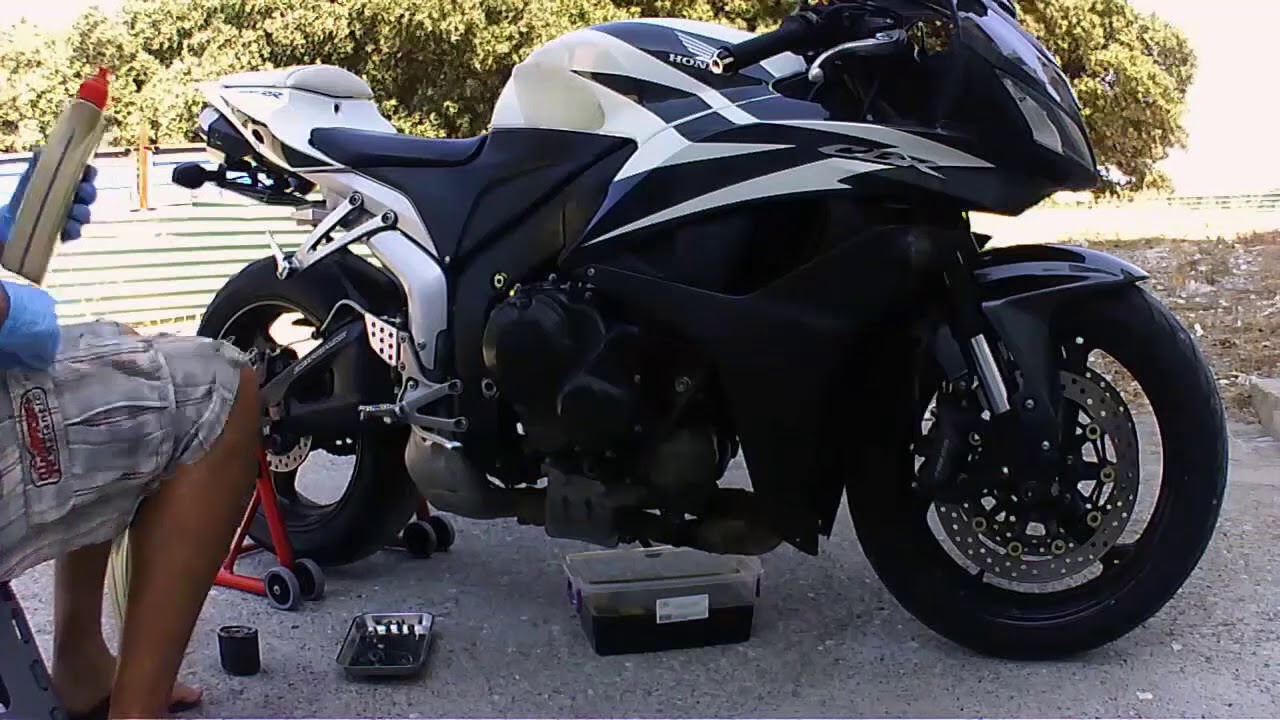 CBR 600 RR Engine Oil And Filter Change D.I.Y.