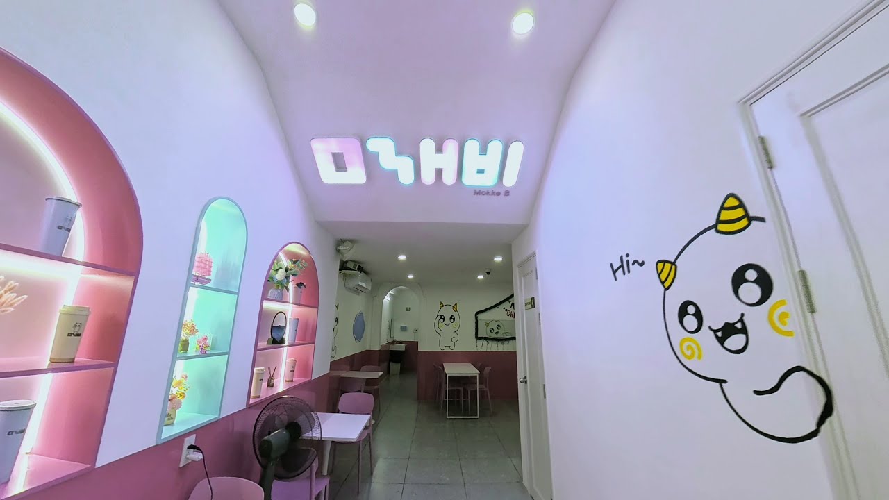 I Tried Korean Street Food in Da Nang — Corn Dogs, Hotteok & More