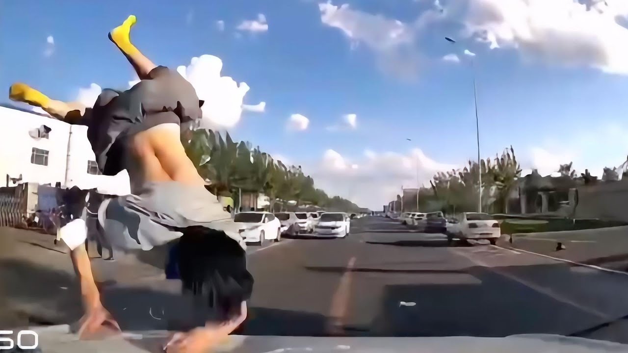 China's Craziest Car Crashes And Idiot Drivers #2 (Dash Cam Compilation)