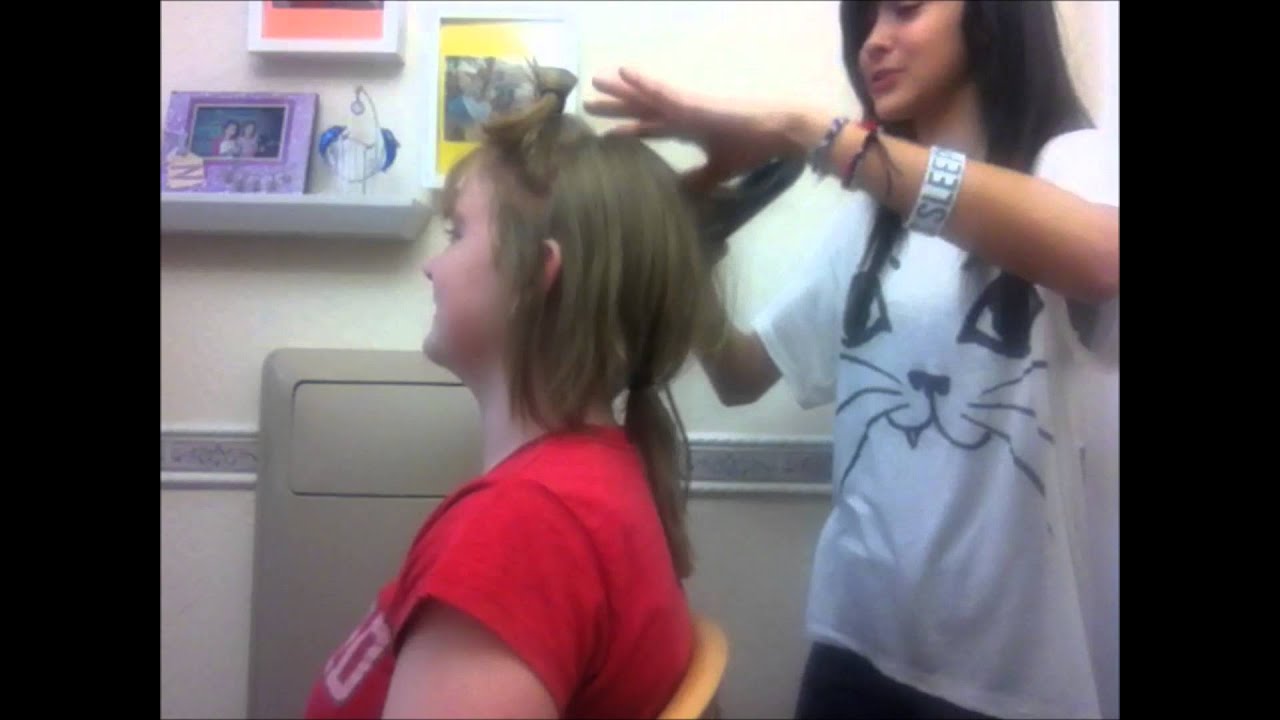 Doing Jenn's hair :o SWOOPY BANGS!