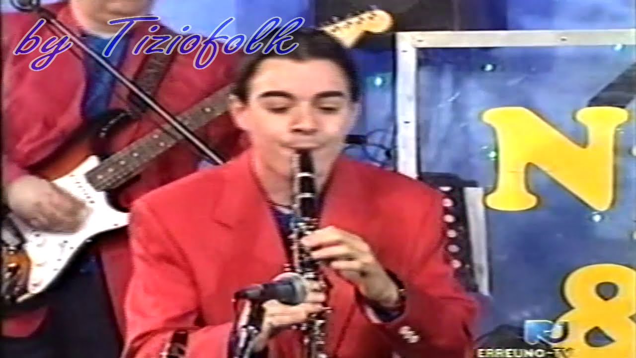 LA BOMBA polka eseguita dall'orchestra IVANO NICOLUCCI
