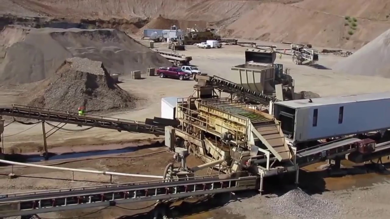 Wash plant at Four Corners Materials