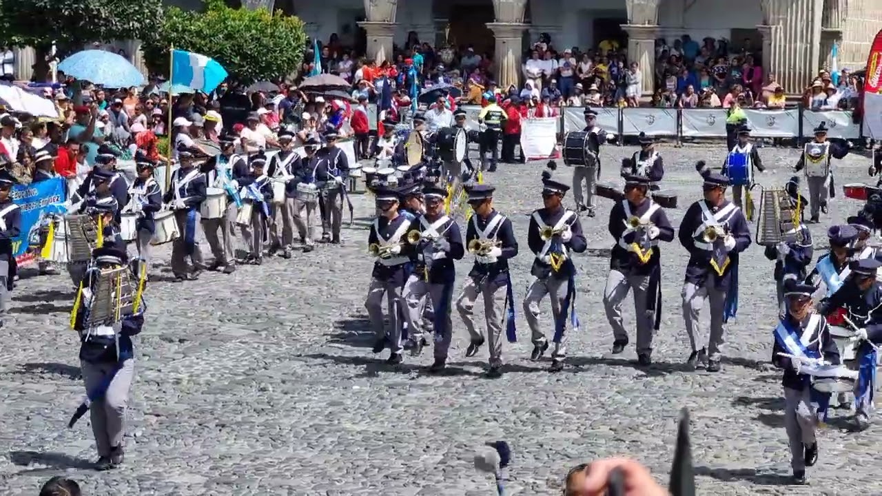 Banda de guerra blue bears - Batalla de las bandas Antigua Guatemala 2023