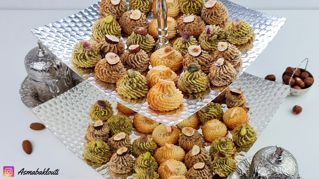 پتي فور10دق التونسي بثلاثة نكهات لوز نوازاة و الفستق و زعمه شنوة سر التعليكة petit four tunisien
