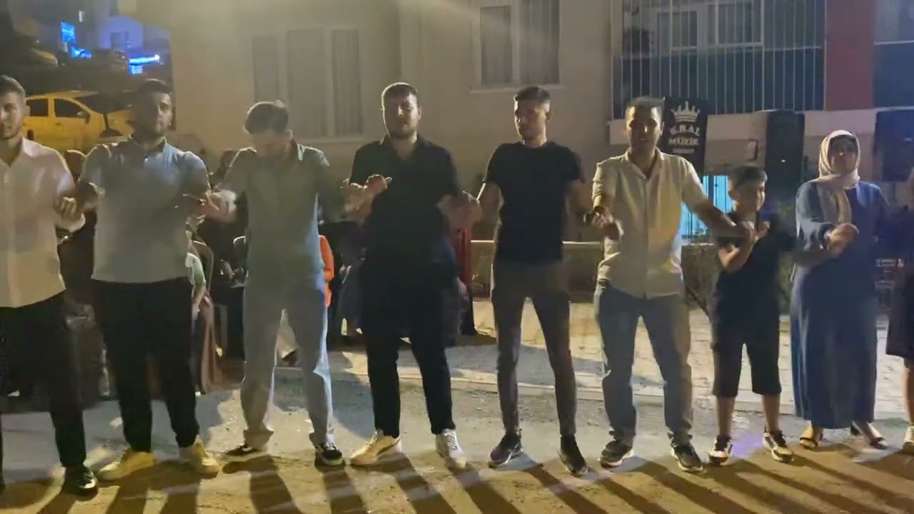 Şimdiye Kadar İzlediğiniz Bütün Halayları Unutun Bu Halaya Bayılacaksınız (PUSAT HAYDAR)