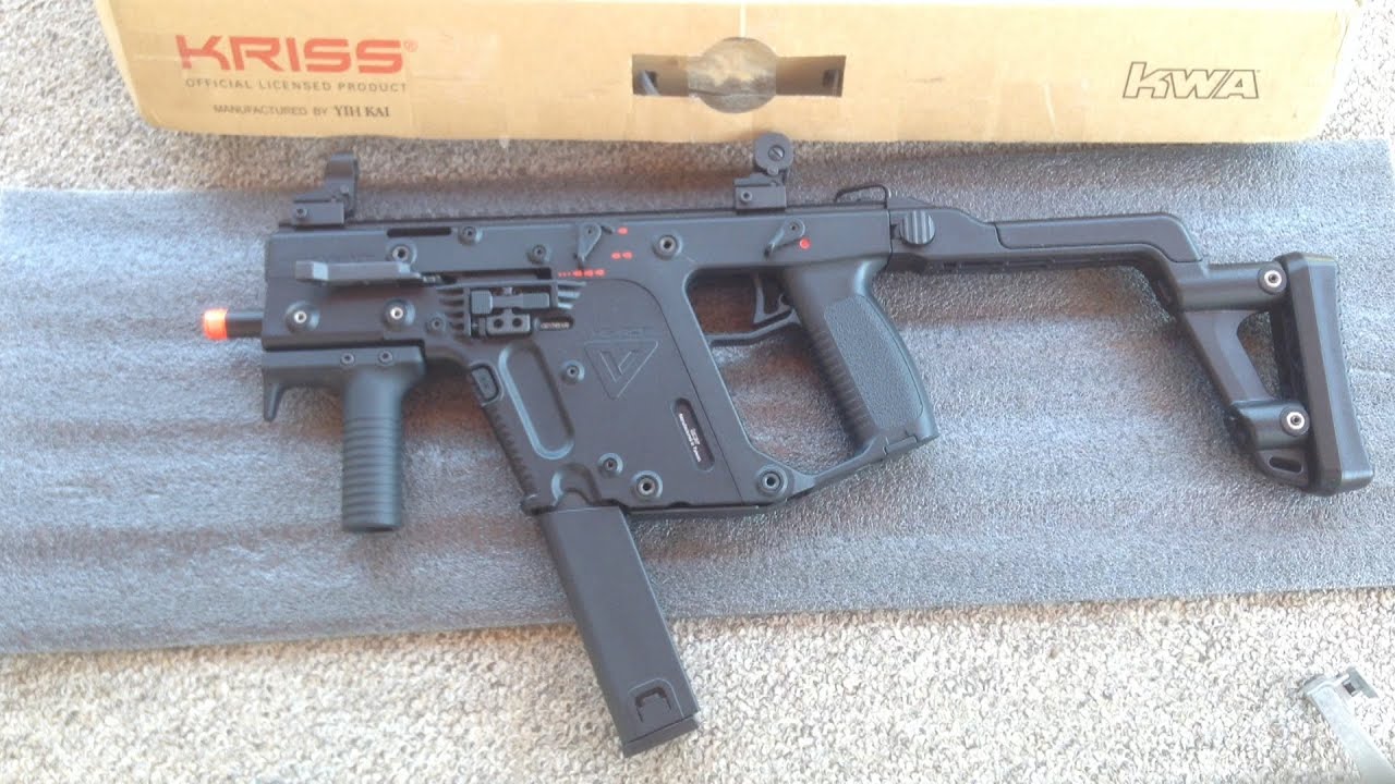 KWA KRISS VECTOR SUPER V REVIEW PART 1 AIRSOFT GBB MAX DETAIL