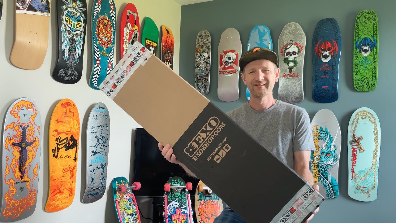 Unboxing Video of the HUF x Marvel Collaboration Spider-Man 'Blind-Bag' Skateboard Deck