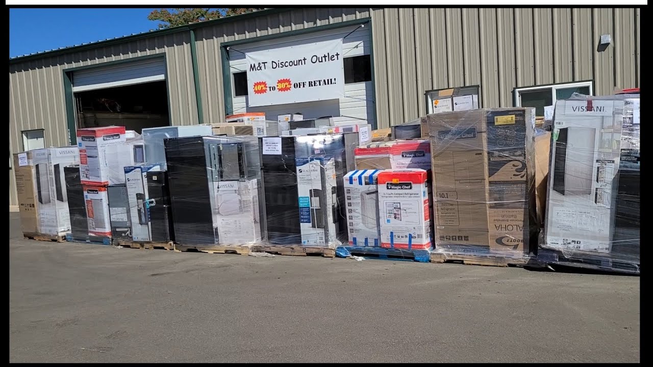 OMG Did we really just buy 29 pallets of Home Depot customer returns?  Let's see how this turns out!