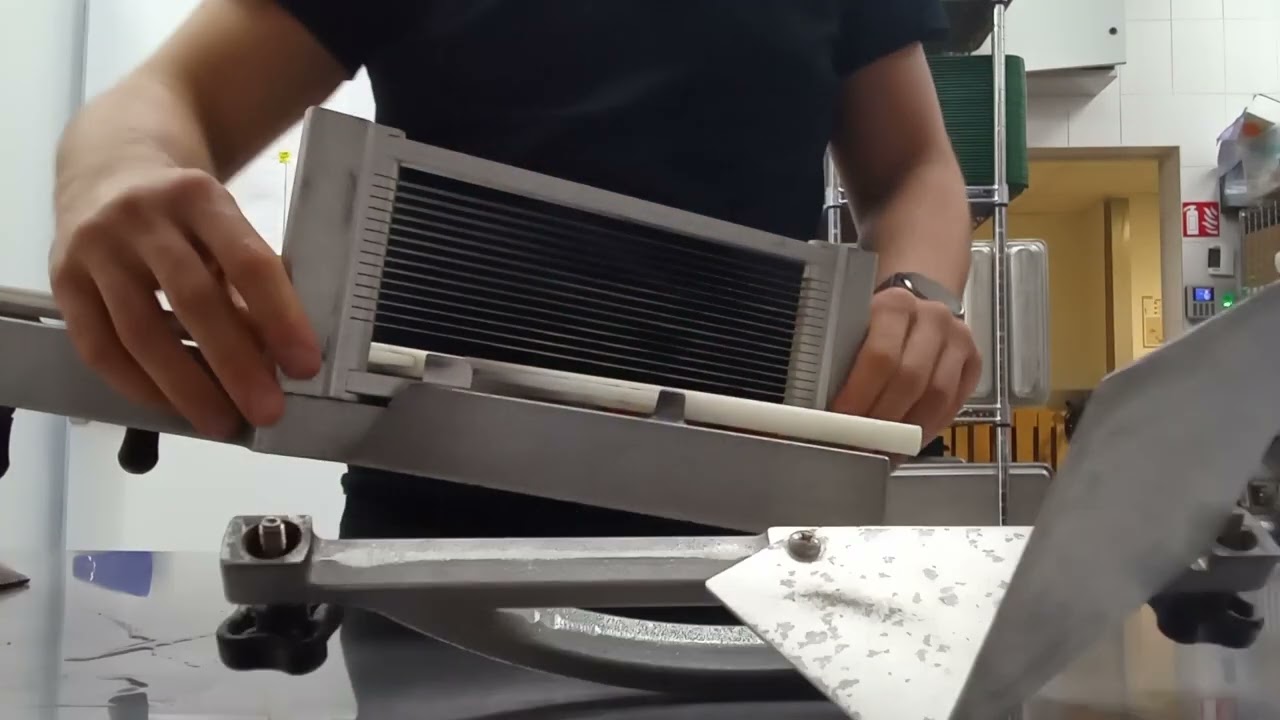 Tomato Slicer