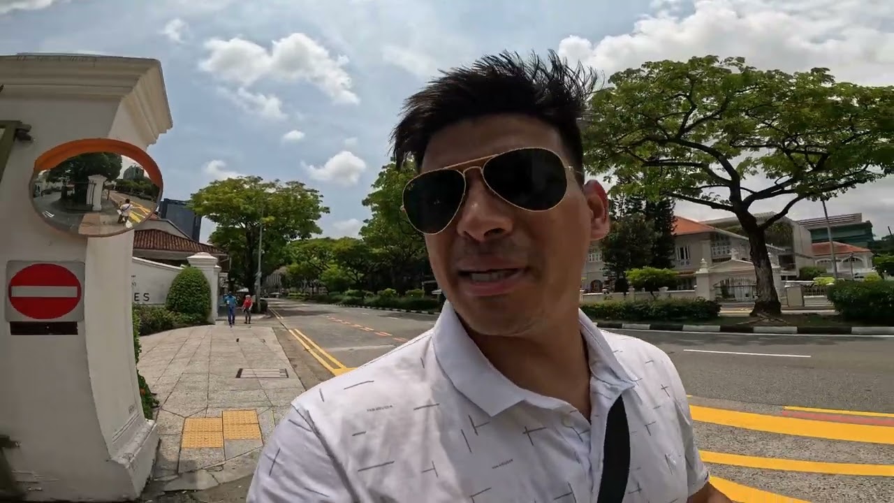 Episode 2| Walking tour from Boat quay to Bugis