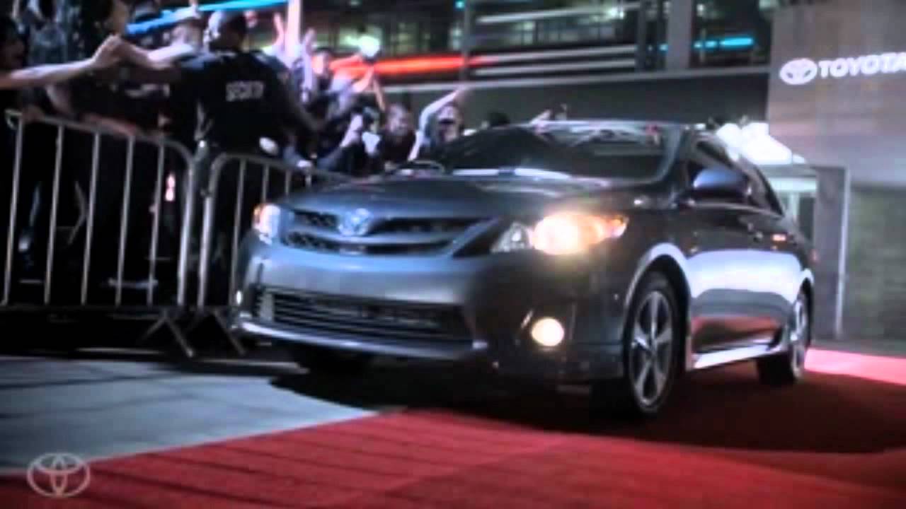 Hatsune Miku + Toyota Corolla Ad [Dubbed]