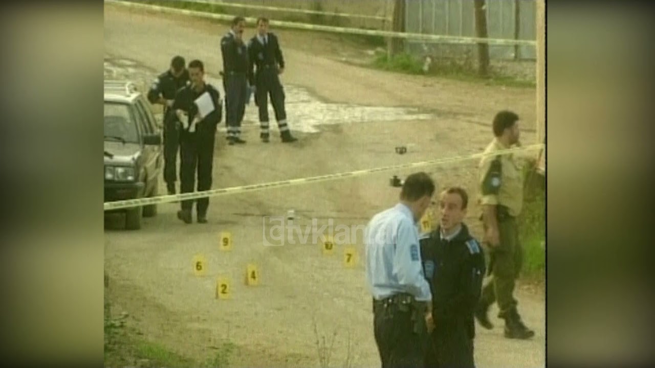Policia ndërkombëtare,  arrestime për vrasjen e kryetarit të bashkisë së Suharekës (28 Tetor 2002)