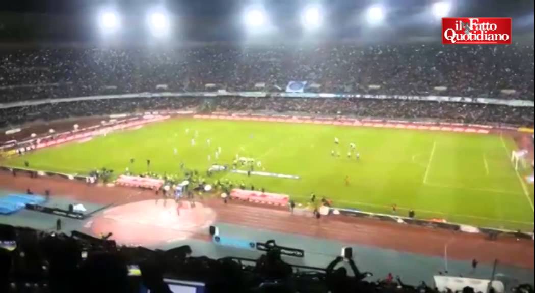 Napoli-Juve, omaggio a Pino Daniele: il San Paolo canta 