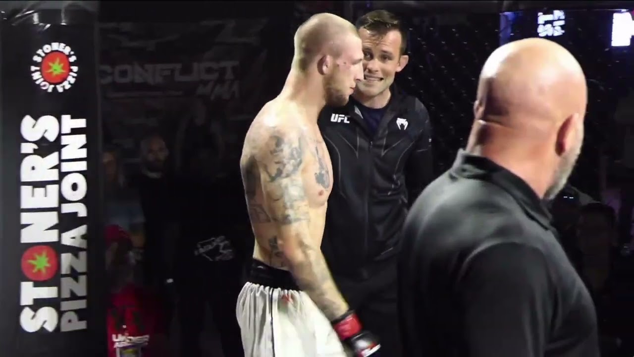 Малкольм Уэллмейкер против Тейлора Мура