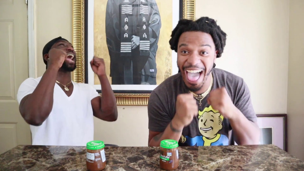 TRY NOT TO LAUGH LMAOO *YO MAMA EDITION*