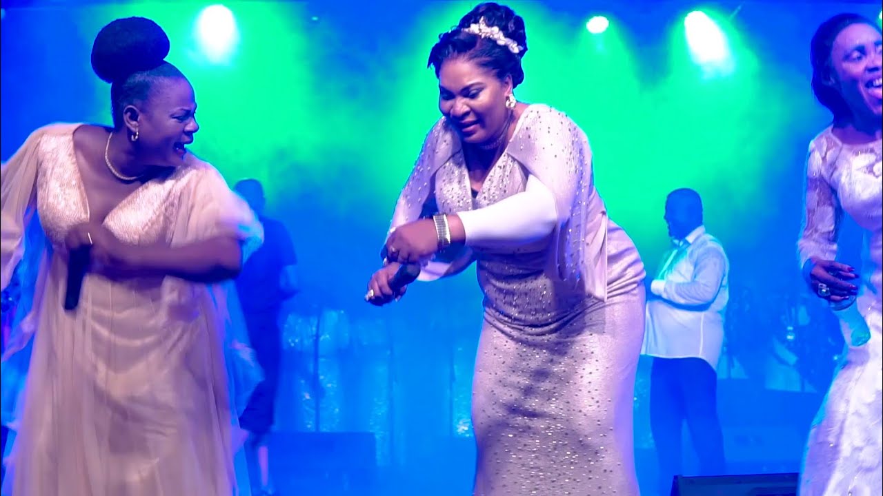 L'or Mbongo feat  Maman Pala Omeonga - Mongongo na Yesu - (#concert#célébration#20ans#)