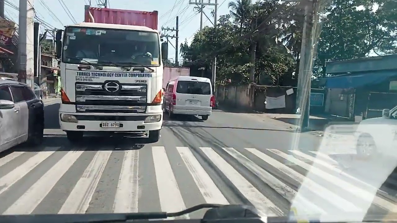 Ang lakas Ng wang wang k Ang dme pa pasaway Ng sasakyan 