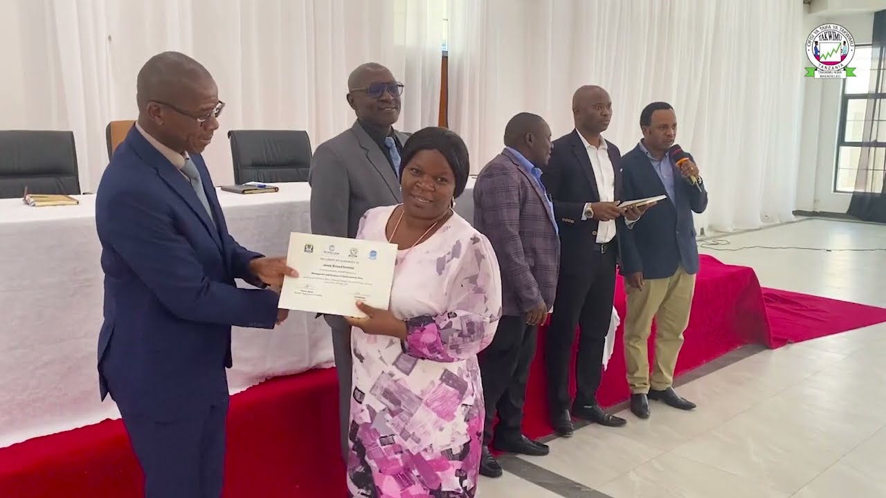 HAFLA YA KUFUNGA MAFUNZO YA WATAKWIMU WALIOPO KATIKA MFUMO WA KITAIFA WA KITAKWIMU (NSS)