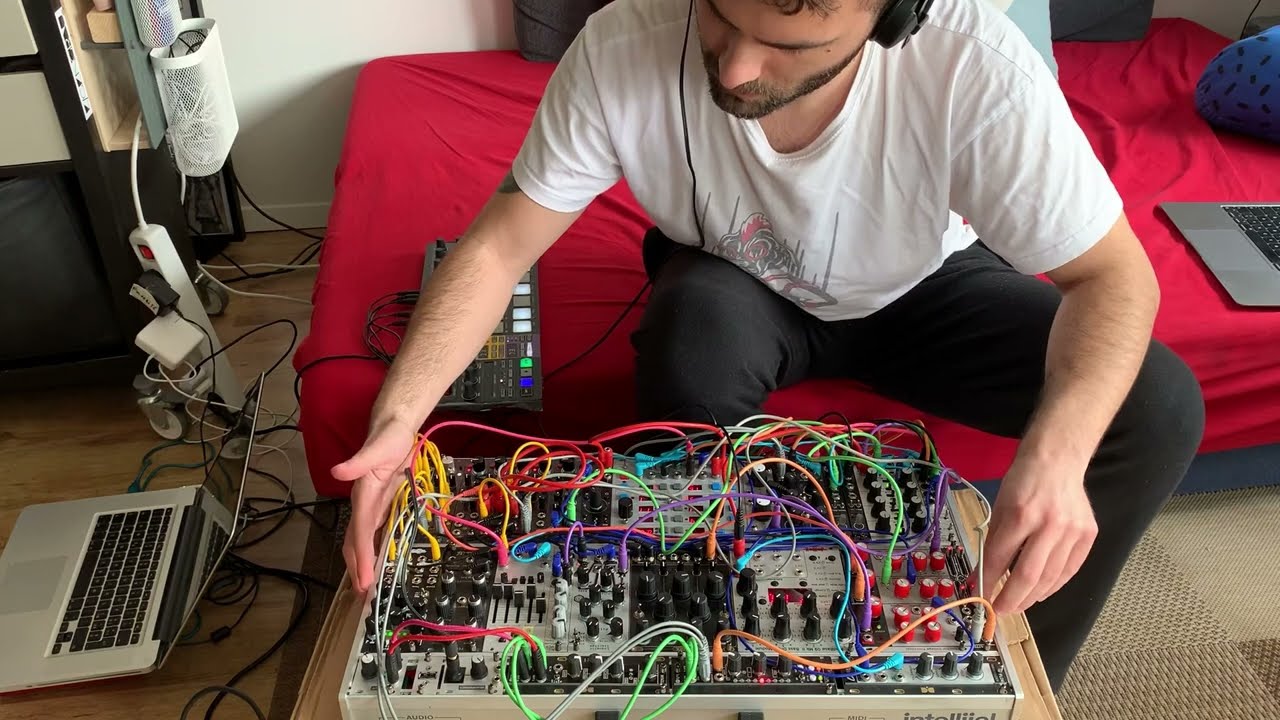 Techno Rumble Kicks with Jomox ModBase 09
