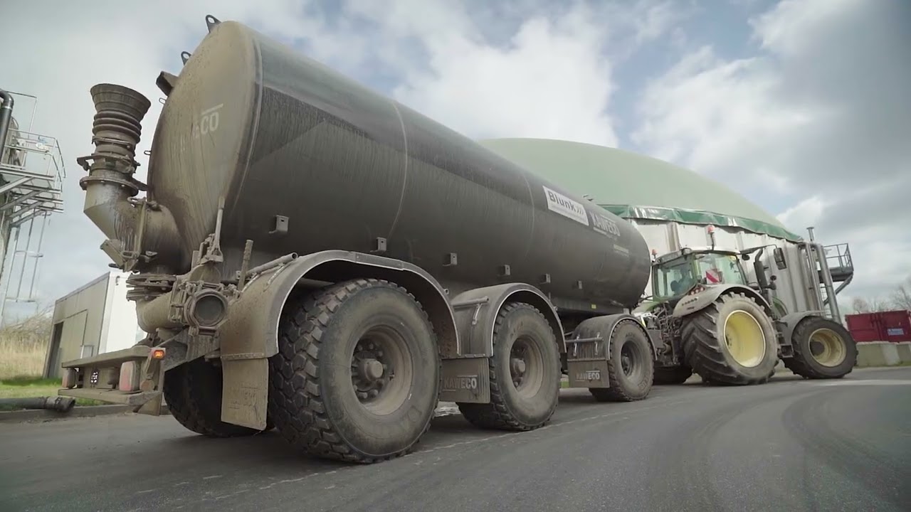 Two Profi Cargo transport tankers from Lohnunternehmen Blunk!