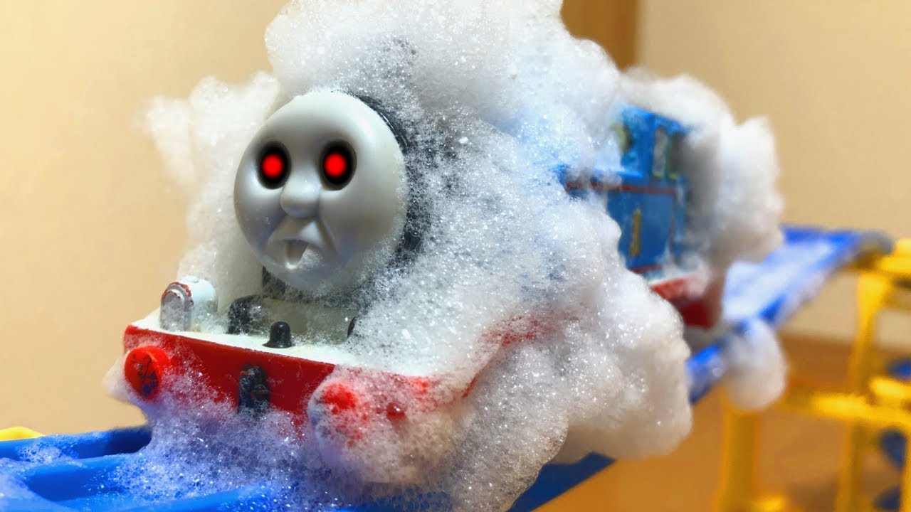 プラレールきかんしゃトーマス おばけ電車があわあわに！じこはおこるさ！Thomas＆friends ghosttrain Accidents happen