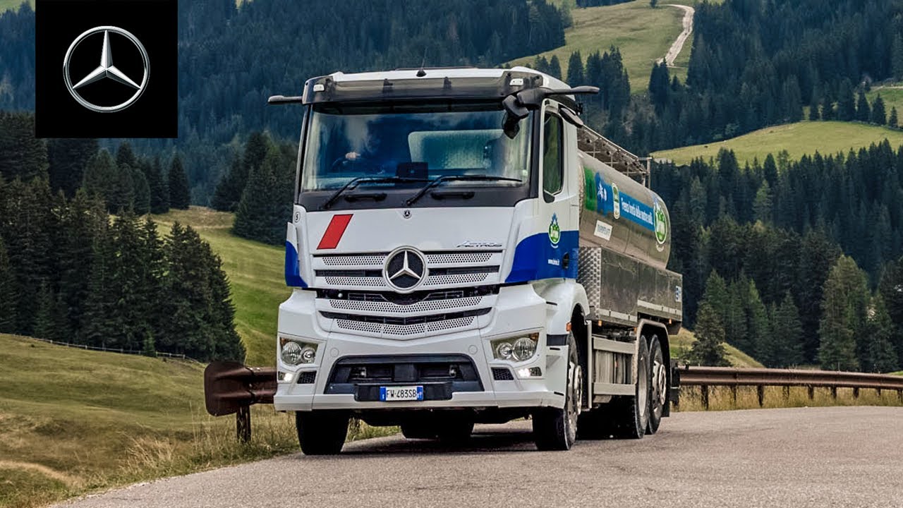 The Actros is tackling the Alps | Mercedes-Benz Trucks
