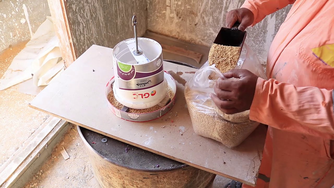 طريقه صنع علافه (اكالة) اتوماتيك للفراخ والكتاكيت بأسهل وأبسط الادوات
