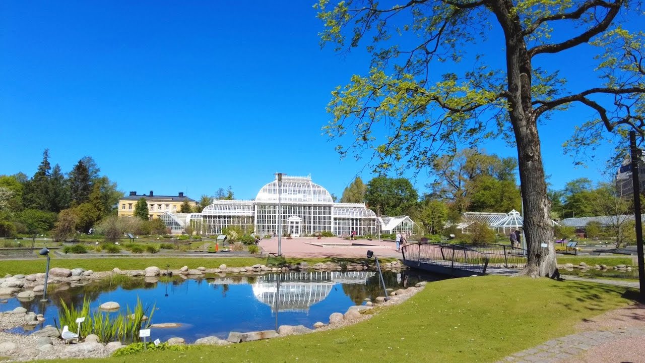 Kaisaniemi Botanic Garden (+ NEW Bridge!) - Walking in Helsinki