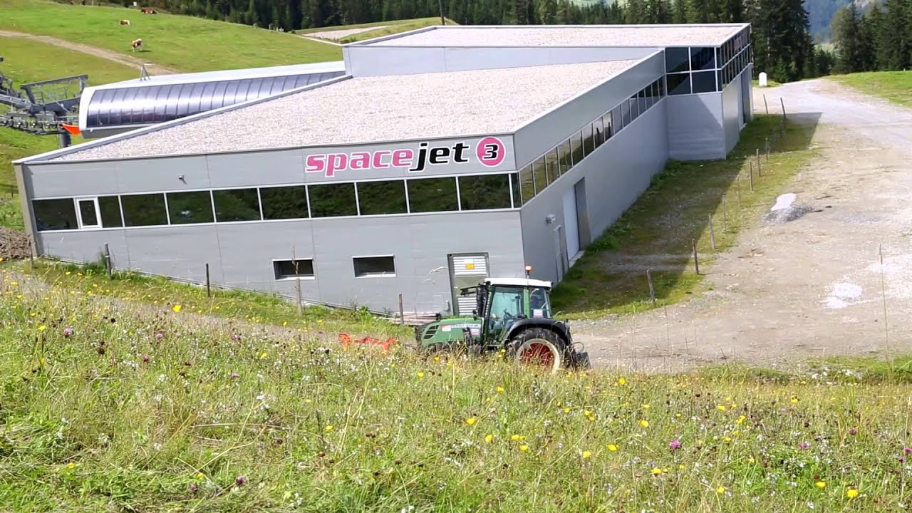 Vorbereitungen für die Wintersaiosn im snow space Flachau