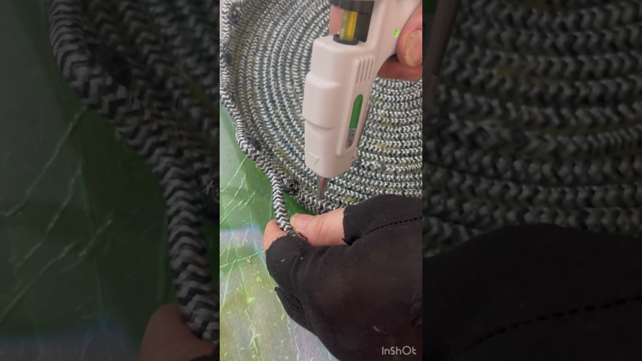 سله من حبل وخرز ودانتيل