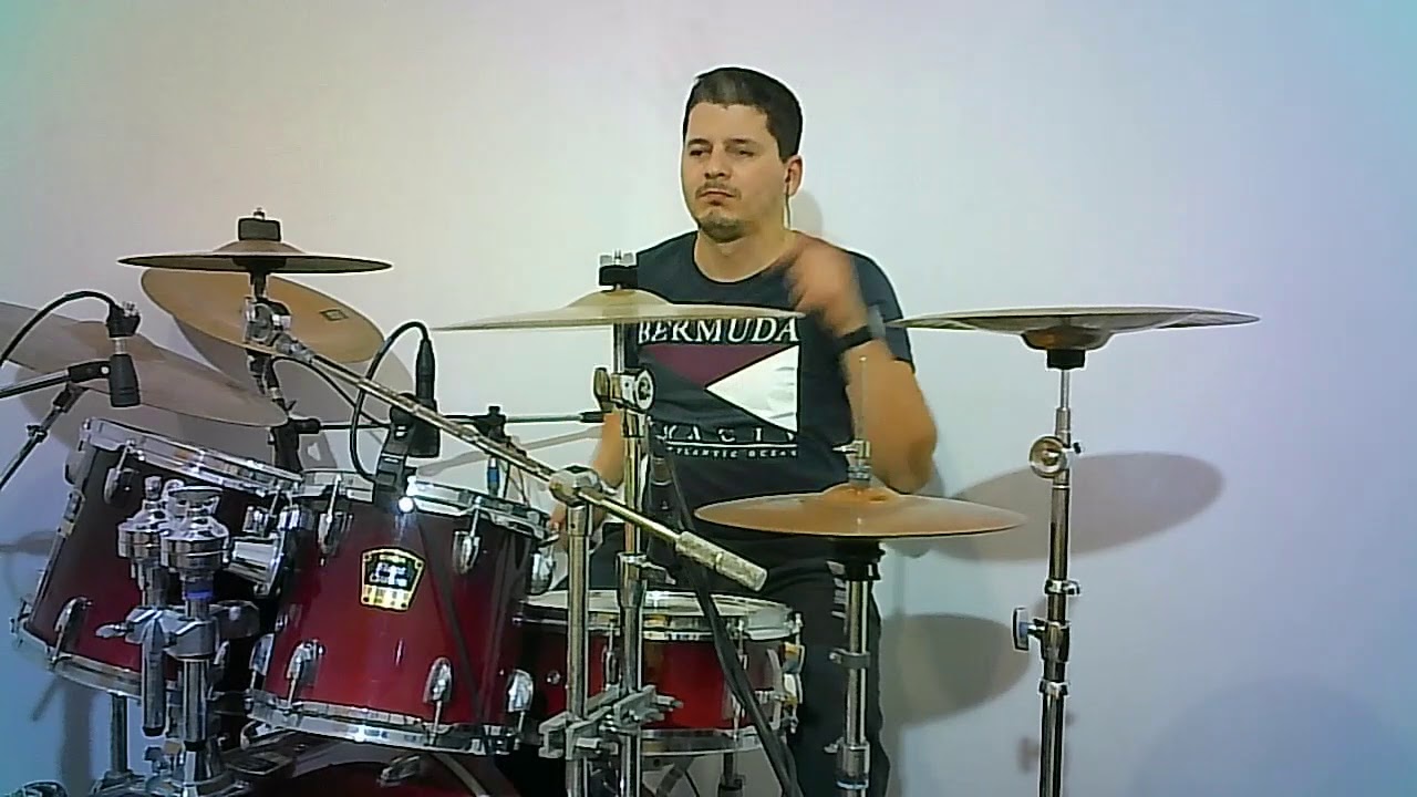 drums cover giorgos svourenos ( φεύγω για μένα- Μαζωνάκης)
