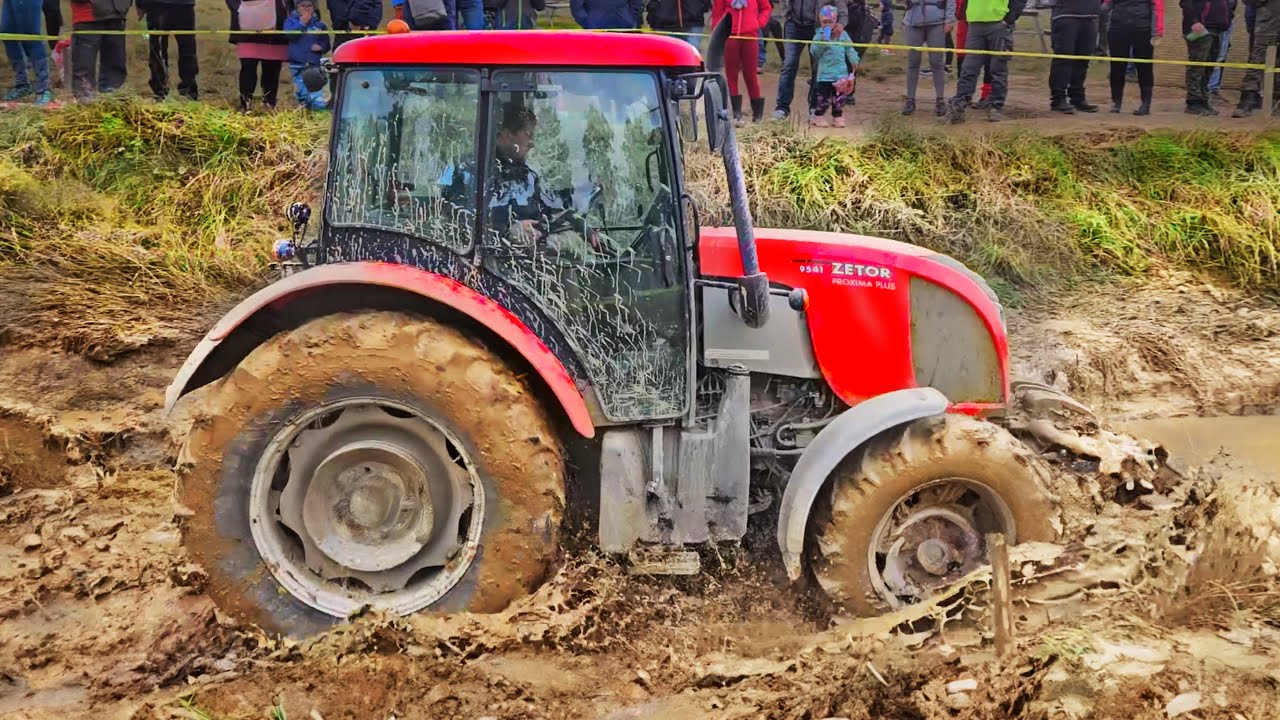 All Village Pushing Tractor - Traktoriada Bozkov