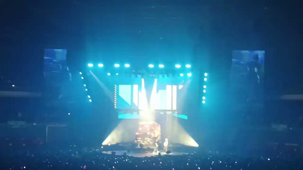 BLINK 182 (WIZINK CENTER, MADRID, ESPAÑA) 2023
