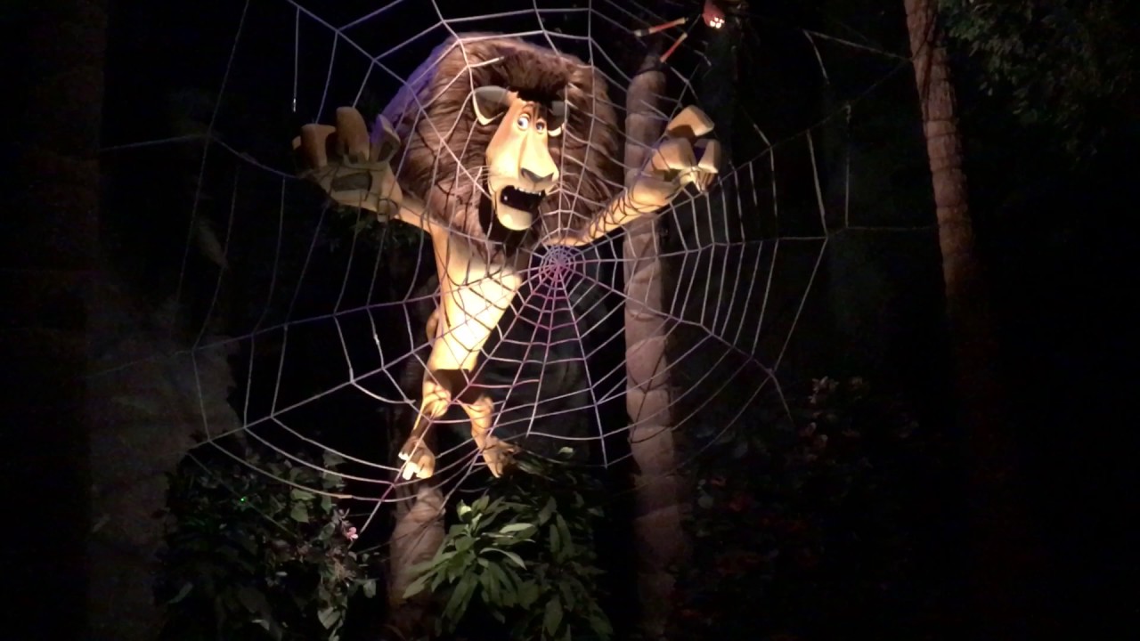 Universal Studios Singapore Madagascar Full Ride HD