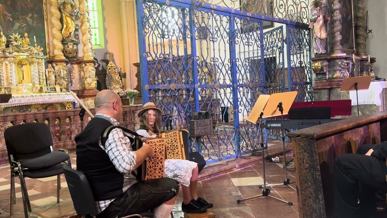 Steirische Harmonika, Für‘d Anni bei einem Matinee in der Kirche in Hart