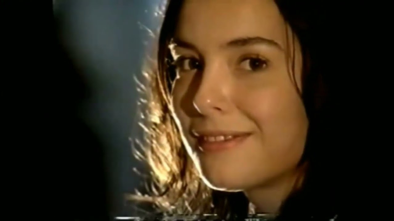 2002. Desejos de Mulher | Chamadas