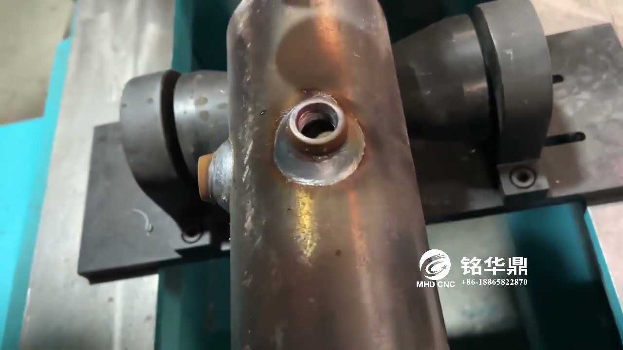 Siemens hydraulic cylinder oil port welding machine
