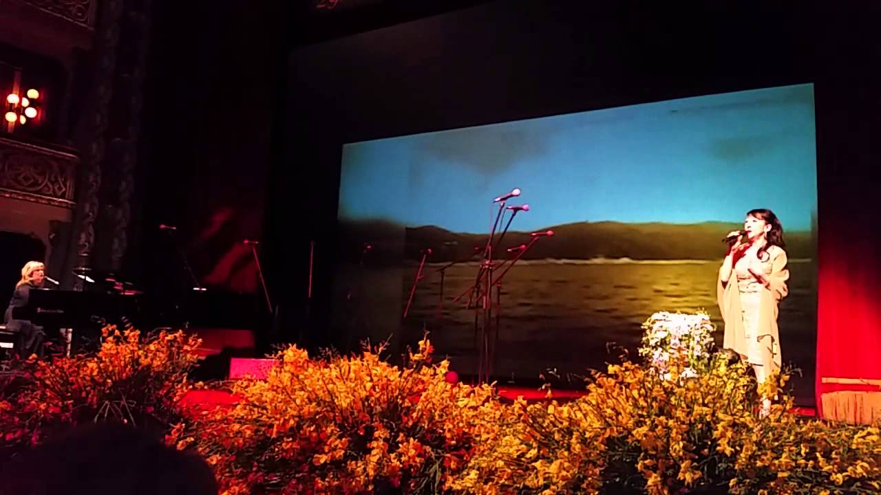 Izumi Yamaguchi i Meri Cetinić - Četiri stađuna (LIVE, HNK Split)