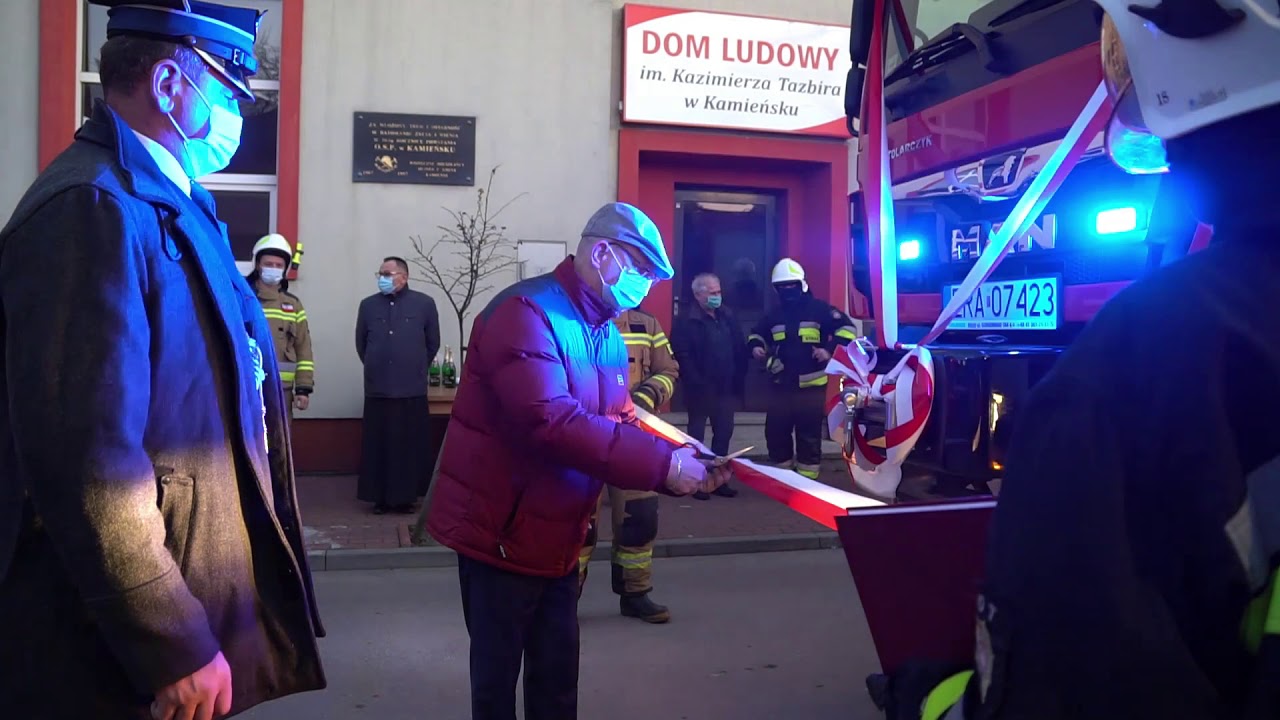 Powitanie fabrycznie nowego samochodu ratowniczo-gaśniczego przez KSRG OSP Kamieńsk