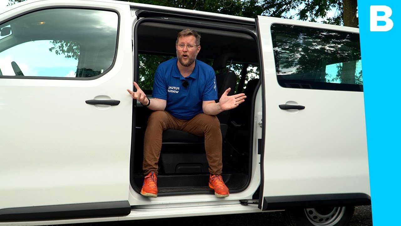 Deze elektrische Opel heeft plek voor 9 mensen!