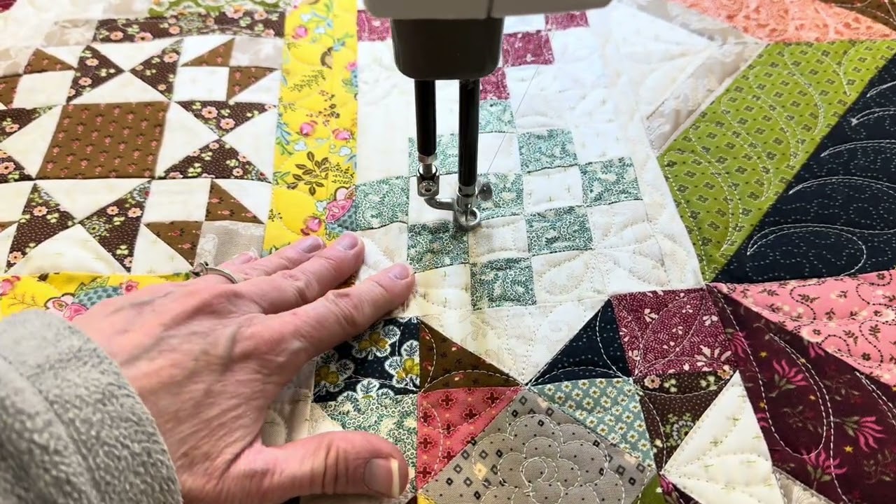 LongArmer Holly Williams Sosa - Love in Sew by Kim Diehl 