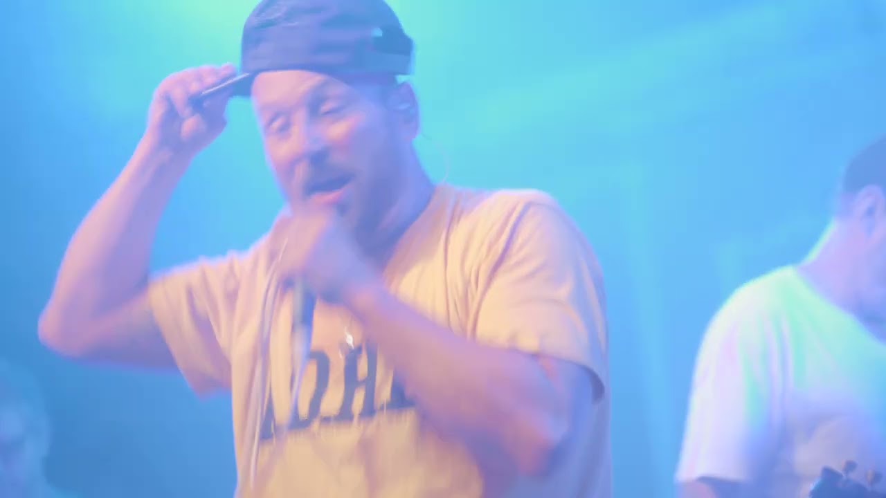 Beatsteaks - Let Me In / Ain't complaining live at Schokoladen, Berlin