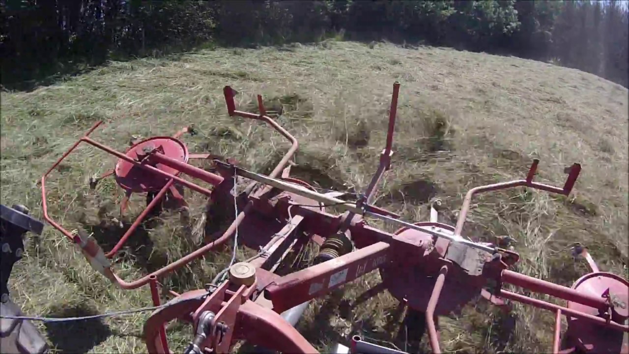 Fanage 2016 | Deutz-Fahr Agrofarm 410T & faneuse Lely Lotus 520 +AWS [On Board]