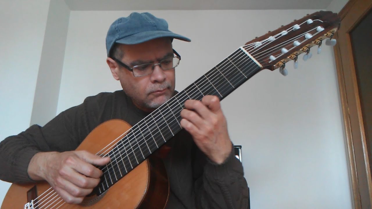 Souvenir de Choulhoff de J.K. Mertz en guitarra de 10 cuerdas, tocado sin uñas por Ramón León Egea.