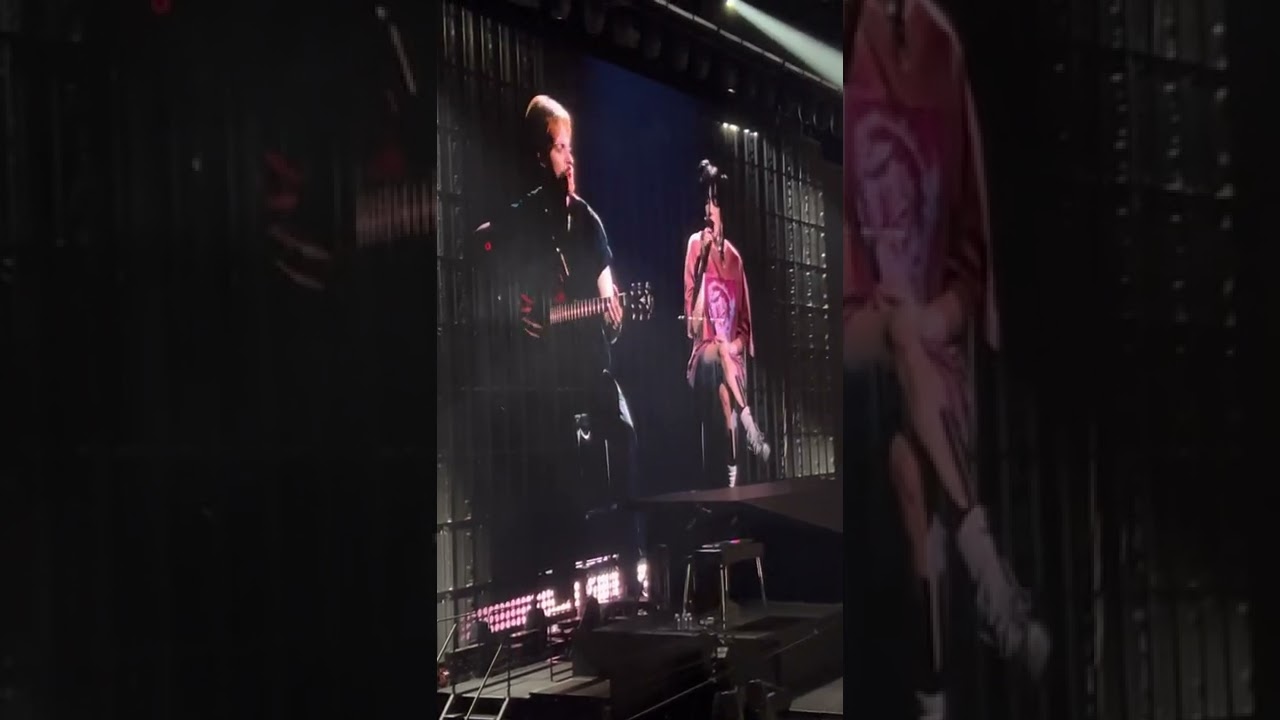Billie Eilish - TV NEW SONG live at AO Arena Manchester 8th June 2022 Happier Than Ever Tour