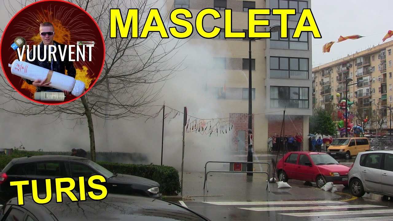 Mascleta - Turis - Carrer de Guillem d'Anglesola - Vuurwerk - Fireworks - VALENCIA 2022