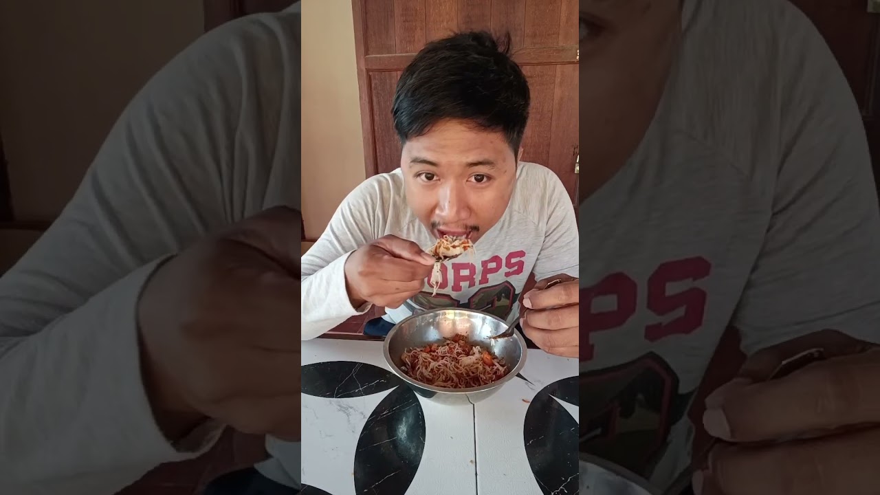 ขนมจีนน้ำพริกกากหมูคราฟ
