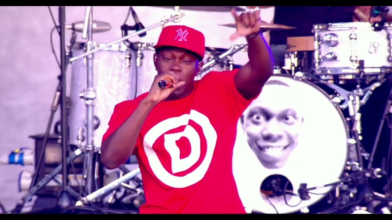 Dizzee Rascal - Dirtee Cash (Live at Reading & Leeds, 2010)